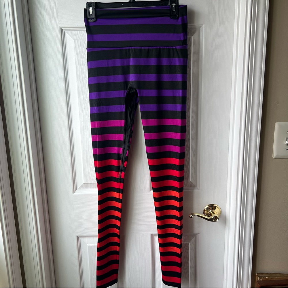 K-DEER Striped Ombre Leggings - Purple, Pink & Red